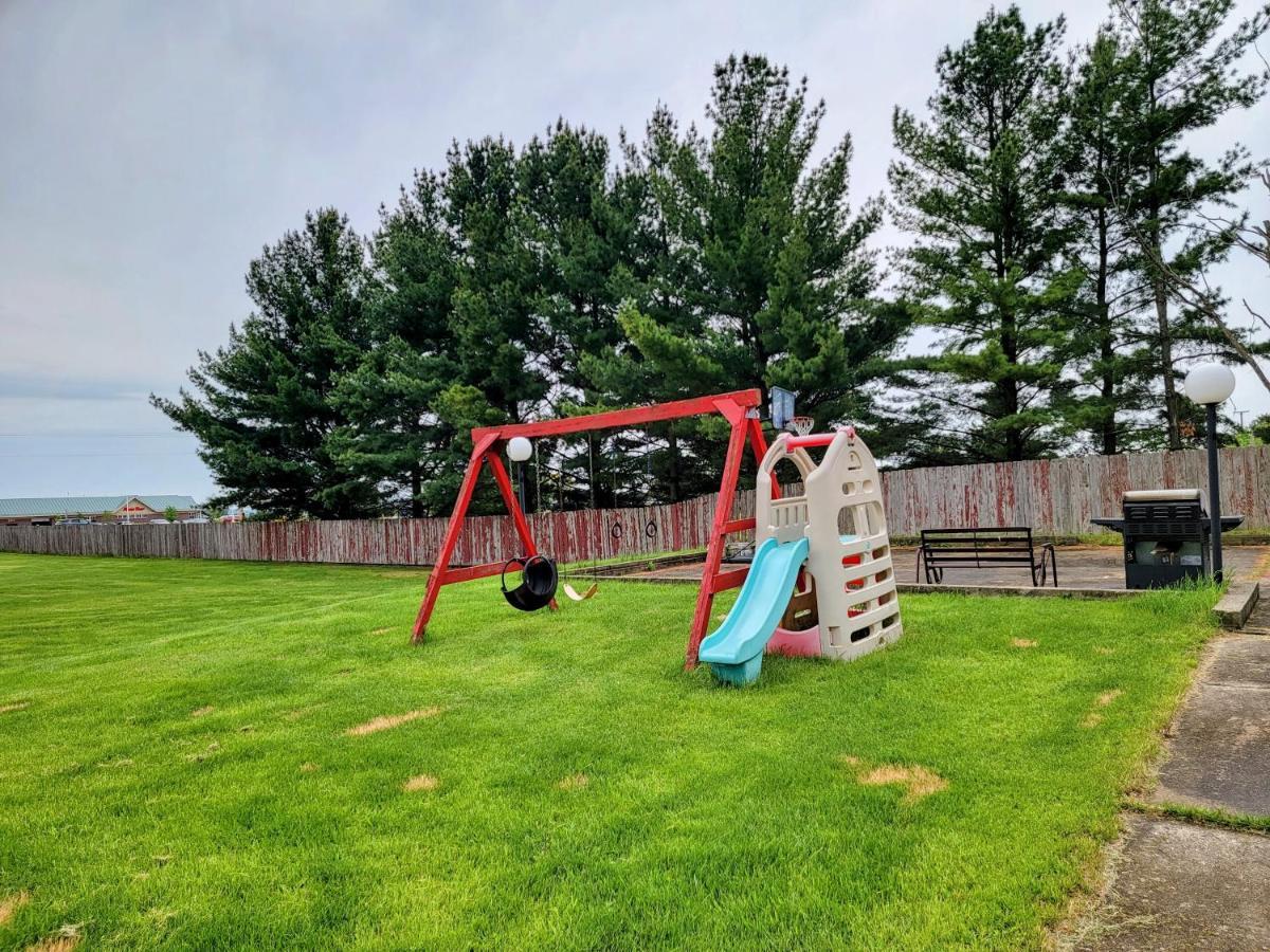 Skyview Motel - Prairie Du Sac エクステリア 写真