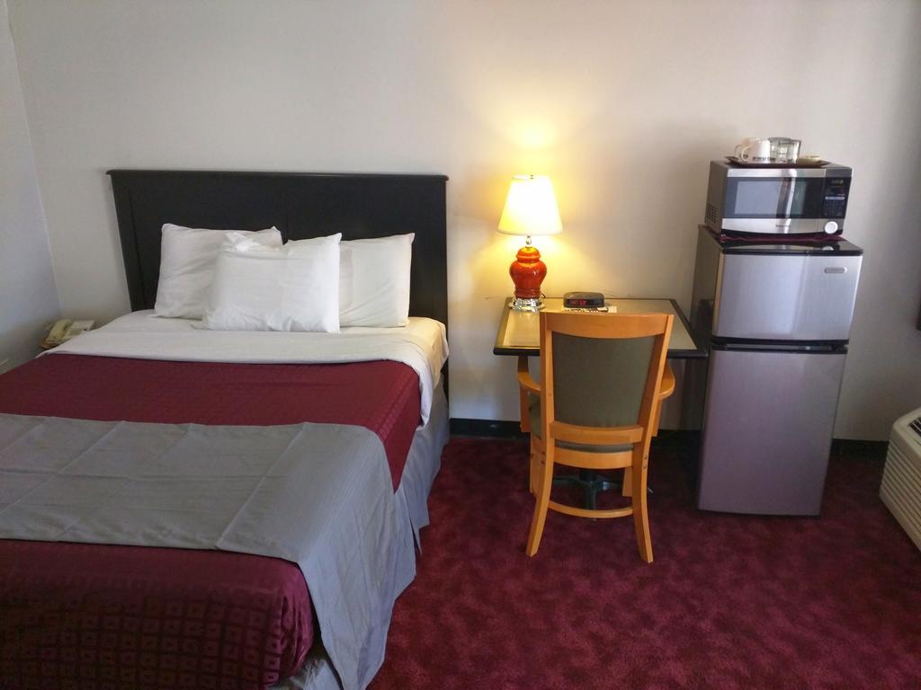Skyview Motel - Prairie Du Sac 部屋 写真